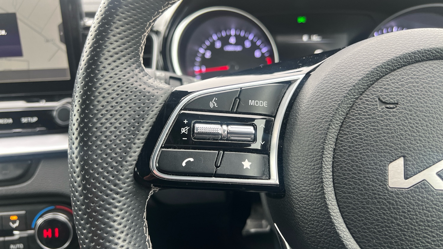 Used Kia XCeed 2023 for sale - 77102468: Photo 24