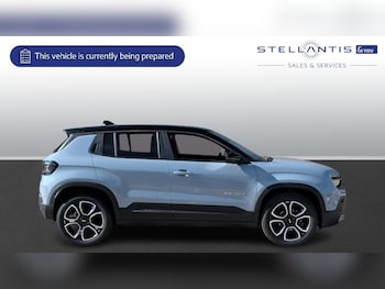 Used Jeep Avenger 2025 for sale - 79522310: Photo