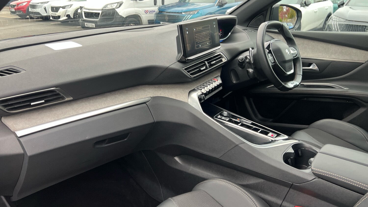 Used Peugeot 5008 2024 for sale - 76228688: Photo 12