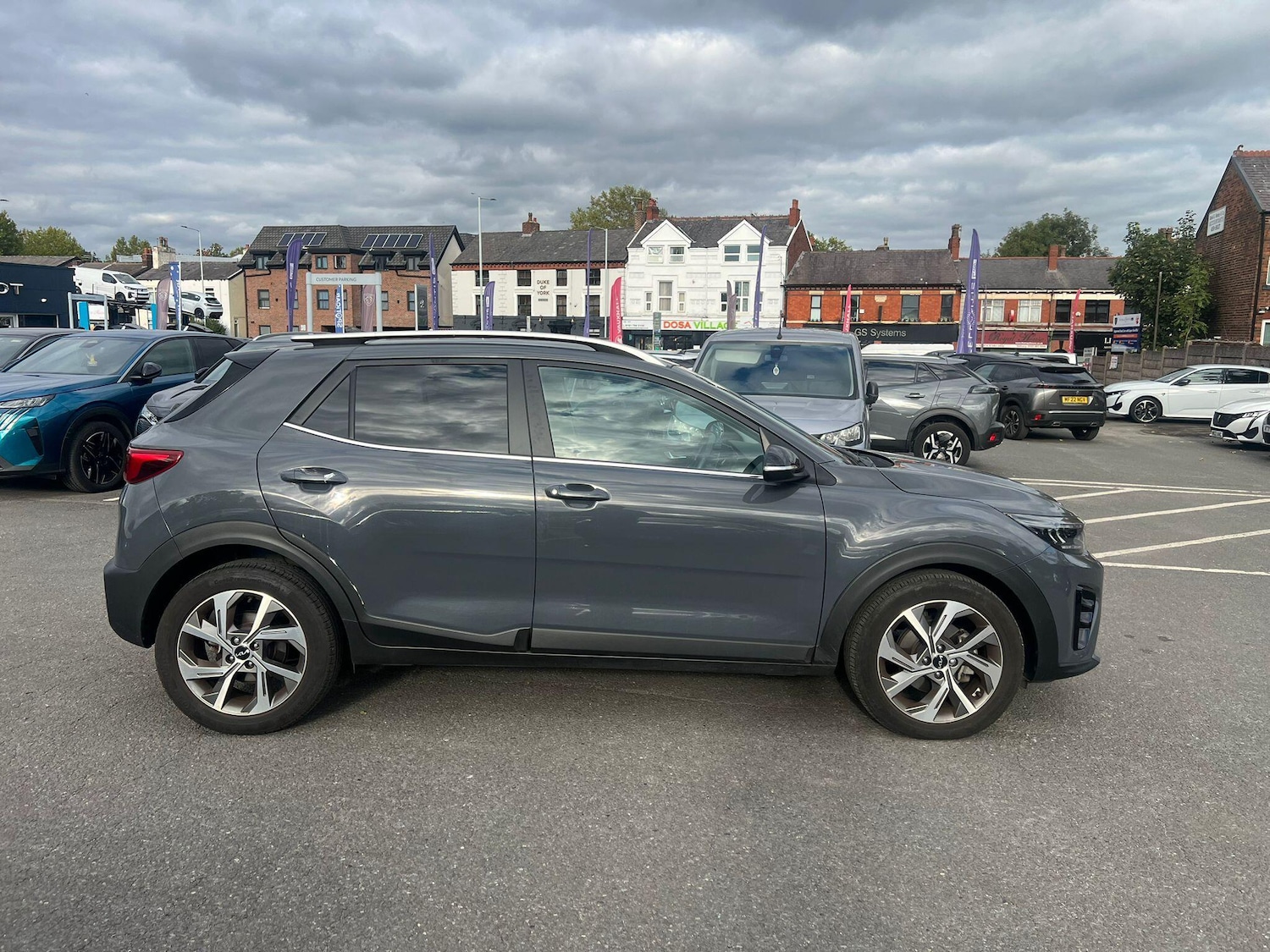 Used Kia Stonic 2022 for sale - 76123545: Photo 4