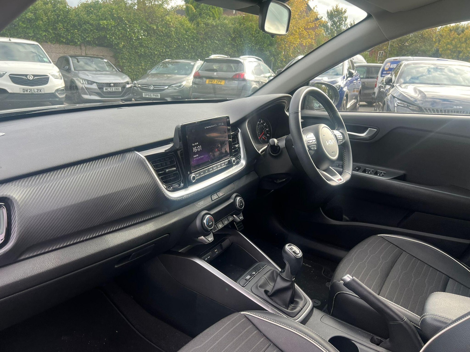 Used Kia Stonic 2022 for sale - 76123545: Photo 5