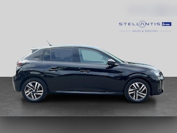 Used Peugeot 208 2023 for sale - 79094231: Photo