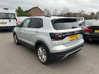 Used Volkswagen T-Cross 2022 for sale - 77884347: Photo