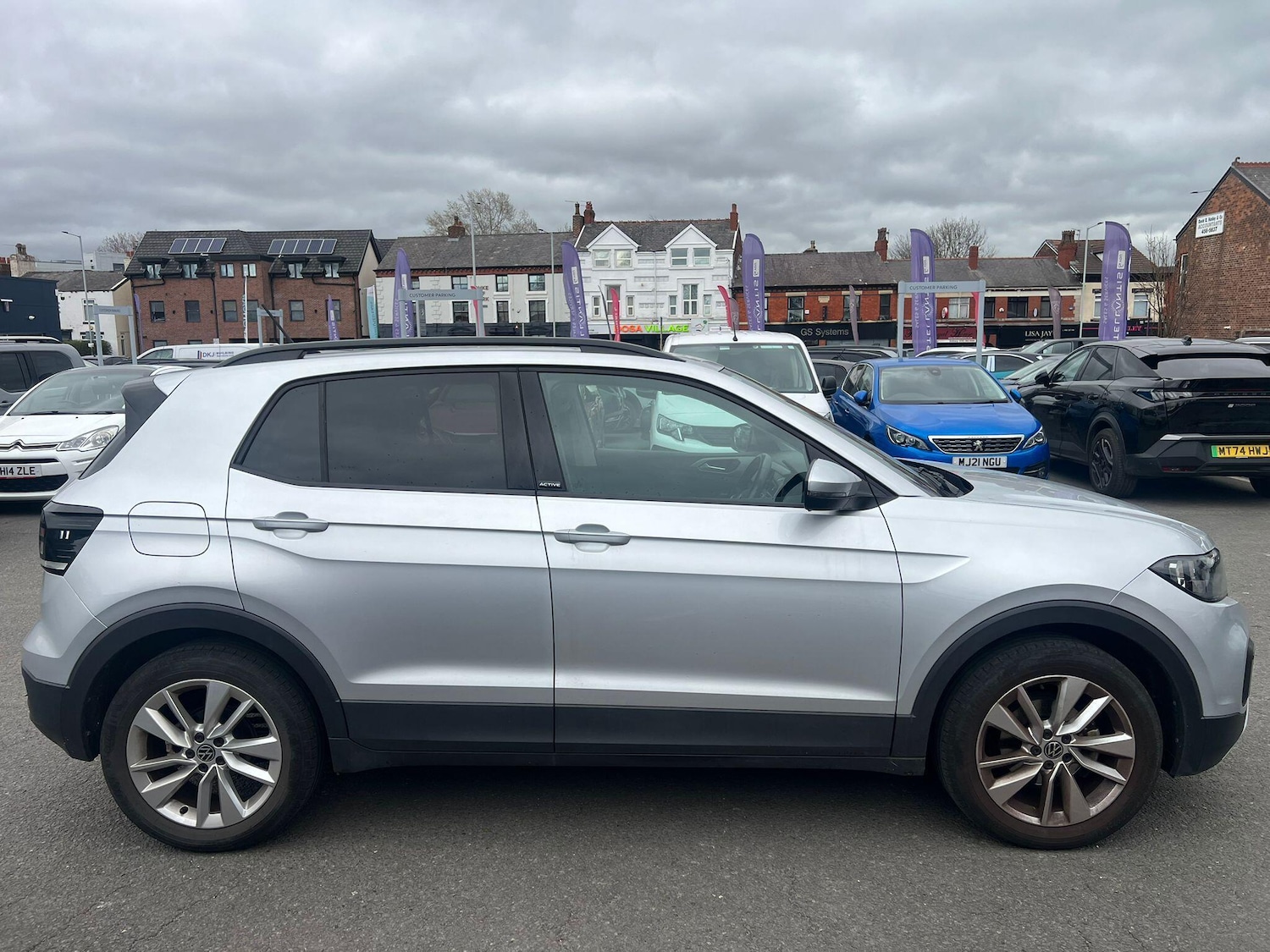 Used Volkswagen T-Cross 2022 for sale - 77884347: Photo 5