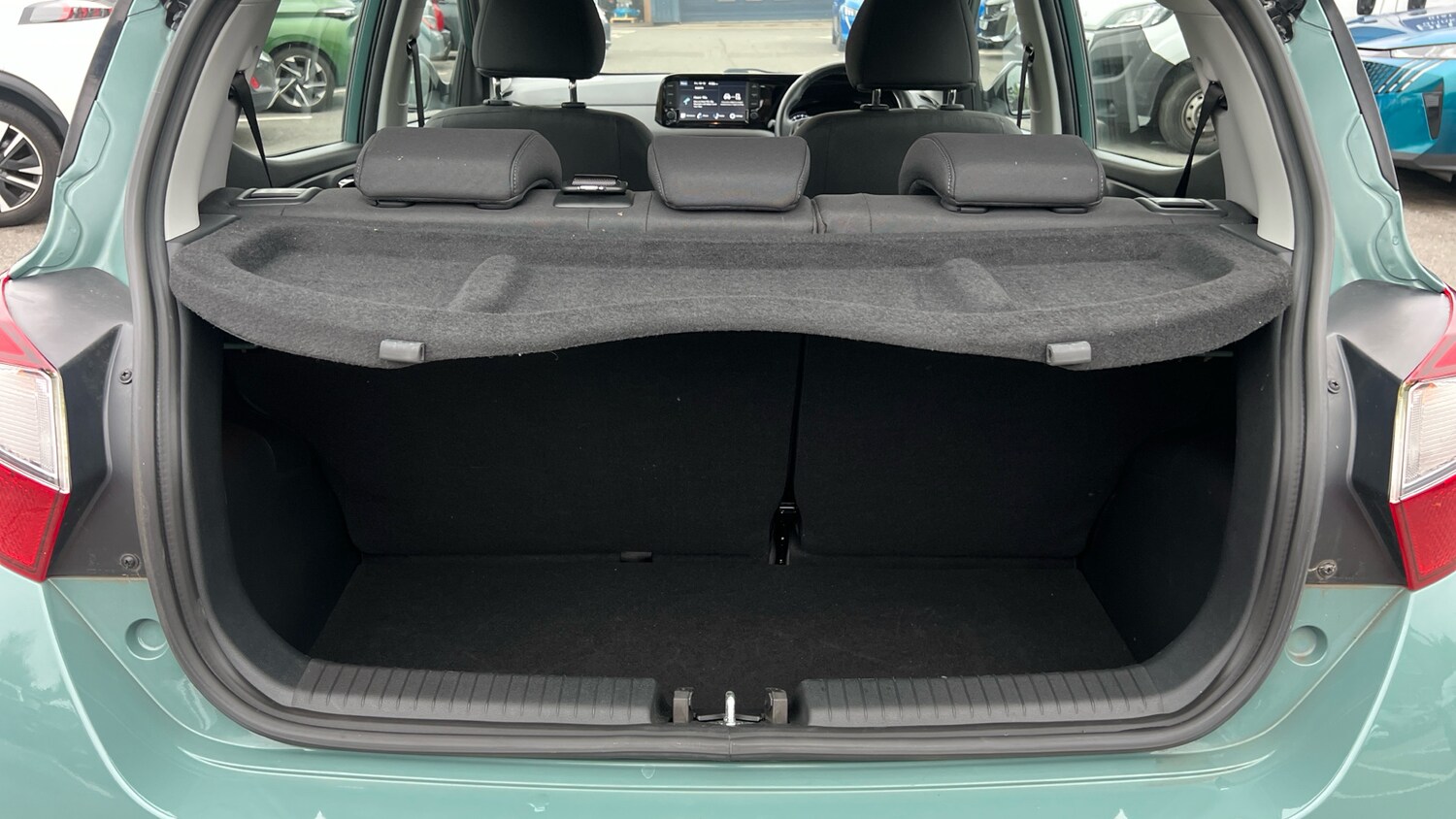 Used Hyundai i10 2022 for sale - 76180054: Photo 19