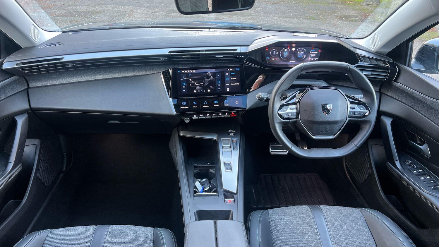 Used Peugeot 408 2024 for sale - 76586401: Photo 4