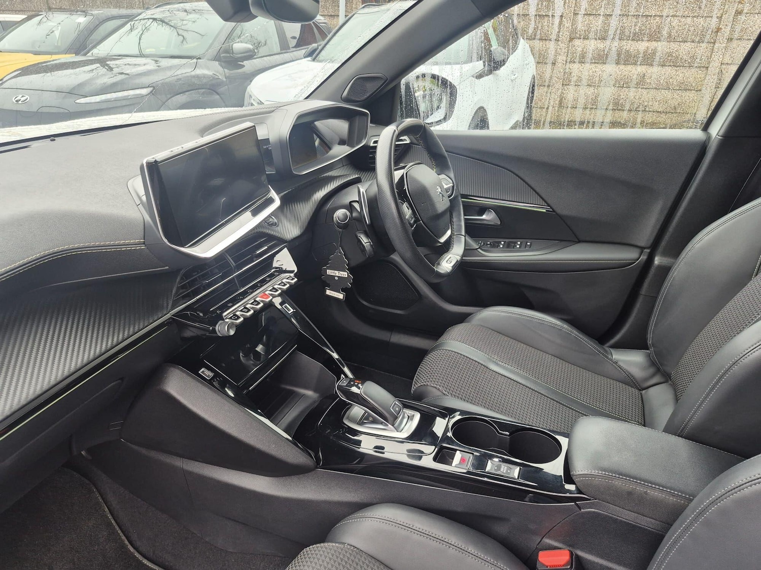 Used Peugeot 2008 2020 for sale - 78087700: Photo 4