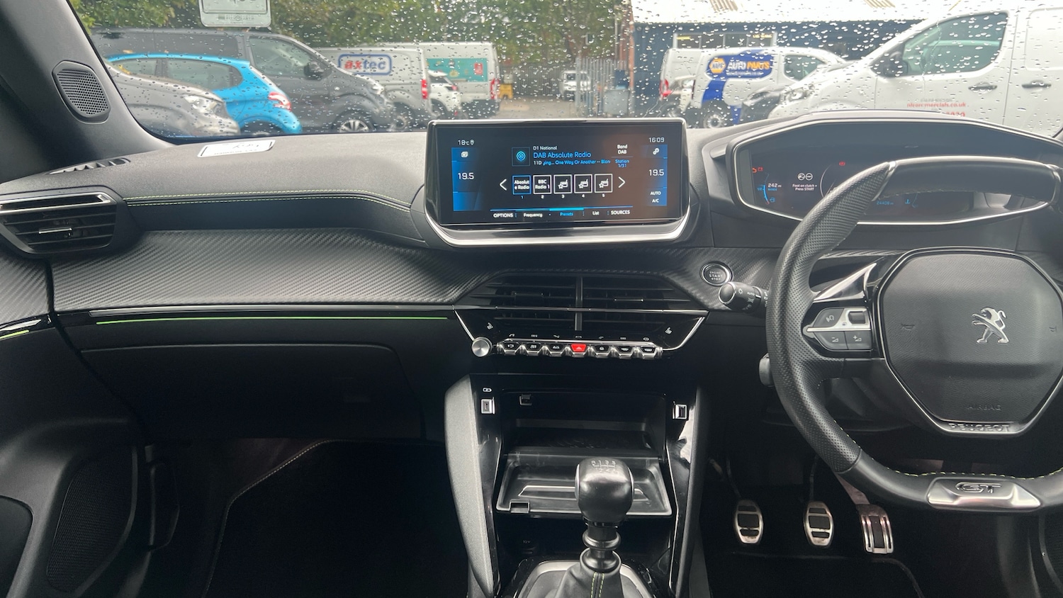 Used Peugeot 2008 2021 for sale - 76621448: Photo 10