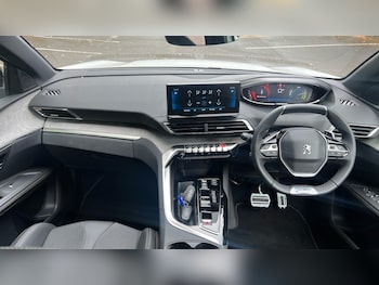 Used Peugeot 5008 2024 for sale - 75770495: Photo