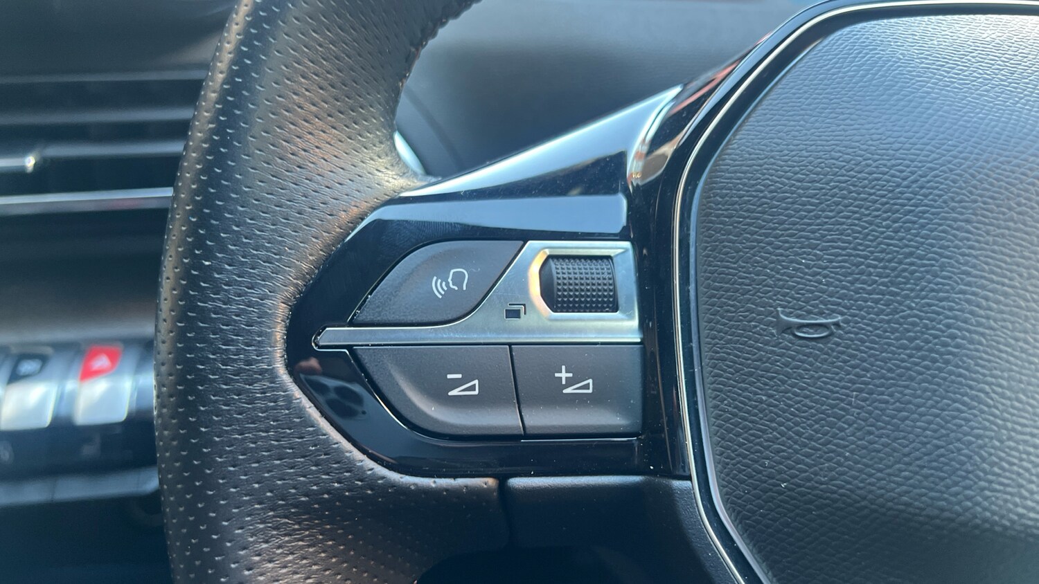 Used Peugeot 5008 2022 for sale - 75966321: Photo 23