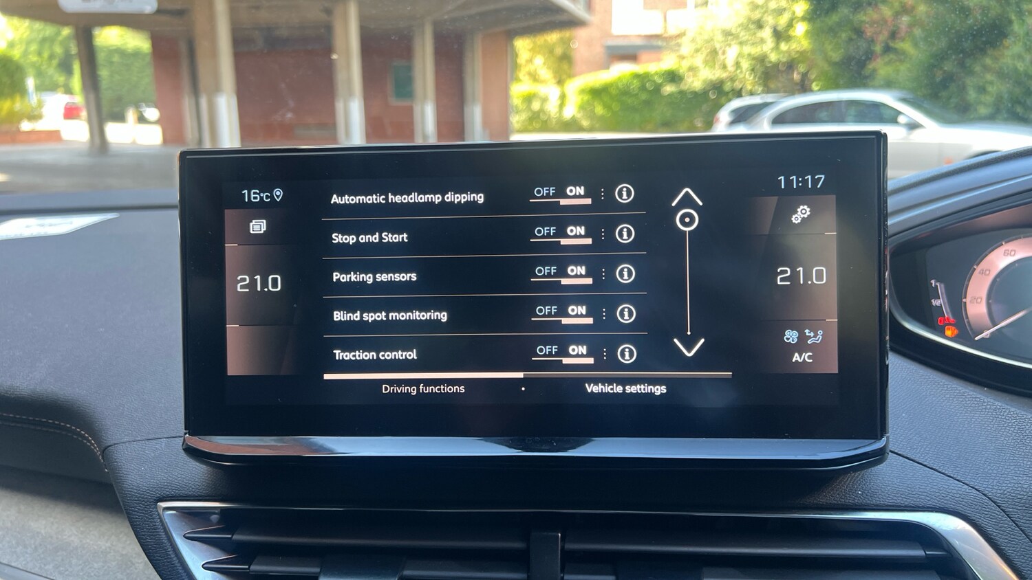 Used Peugeot 5008 2022 for sale - 75966321: Photo 30