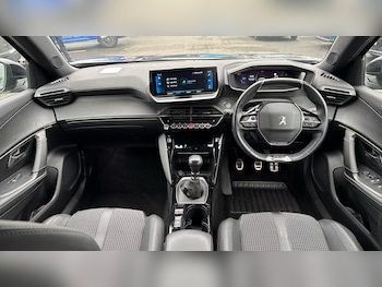 Used Peugeot 2008 2021 for sale - 76073705: Photo 4