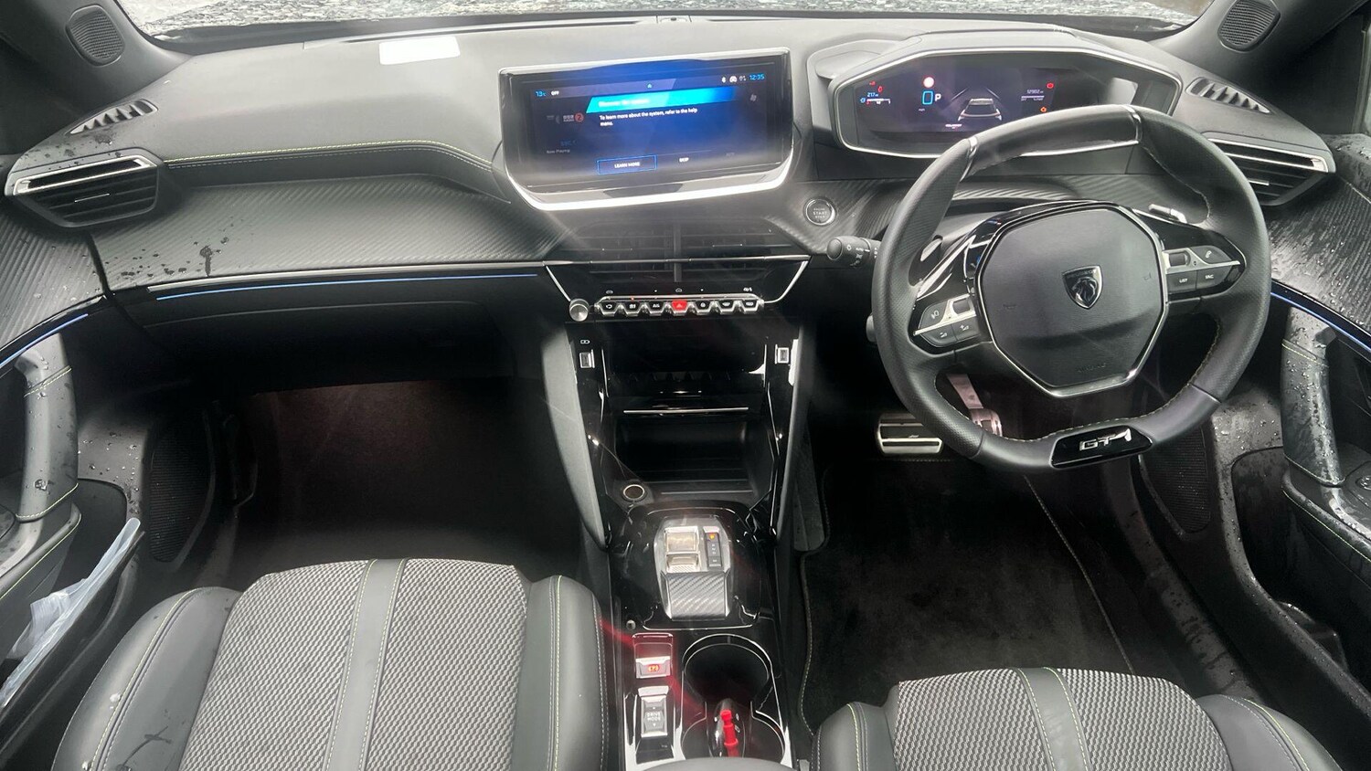 Used Peugeot 2008 2025 for sale - 76840372: Photo 4