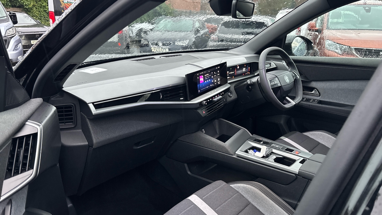 Used Vauxhall Grandland 2025 for sale - 76927476: Photo 12