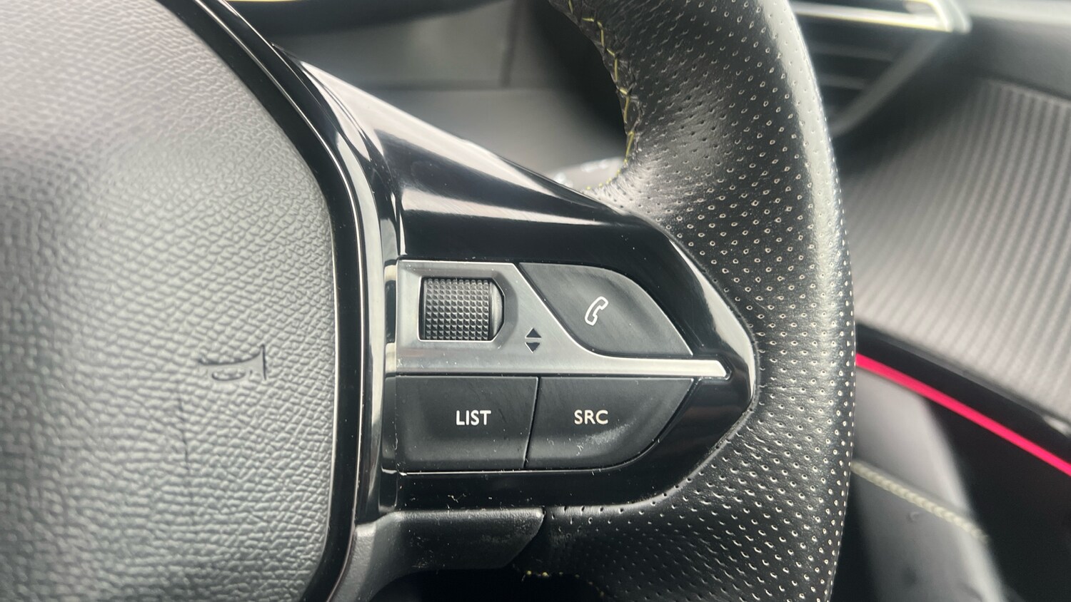 Used Peugeot 208 2021 for sale - 77030654: Photo 24