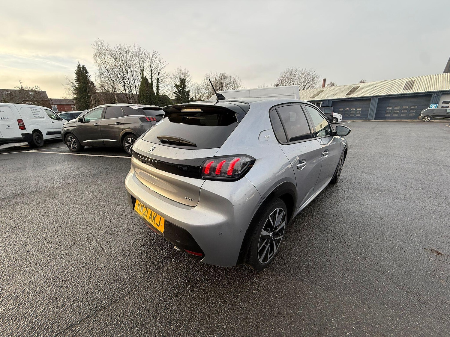 Used Peugeot 208 2021 for sale - 77030654: Photo 3