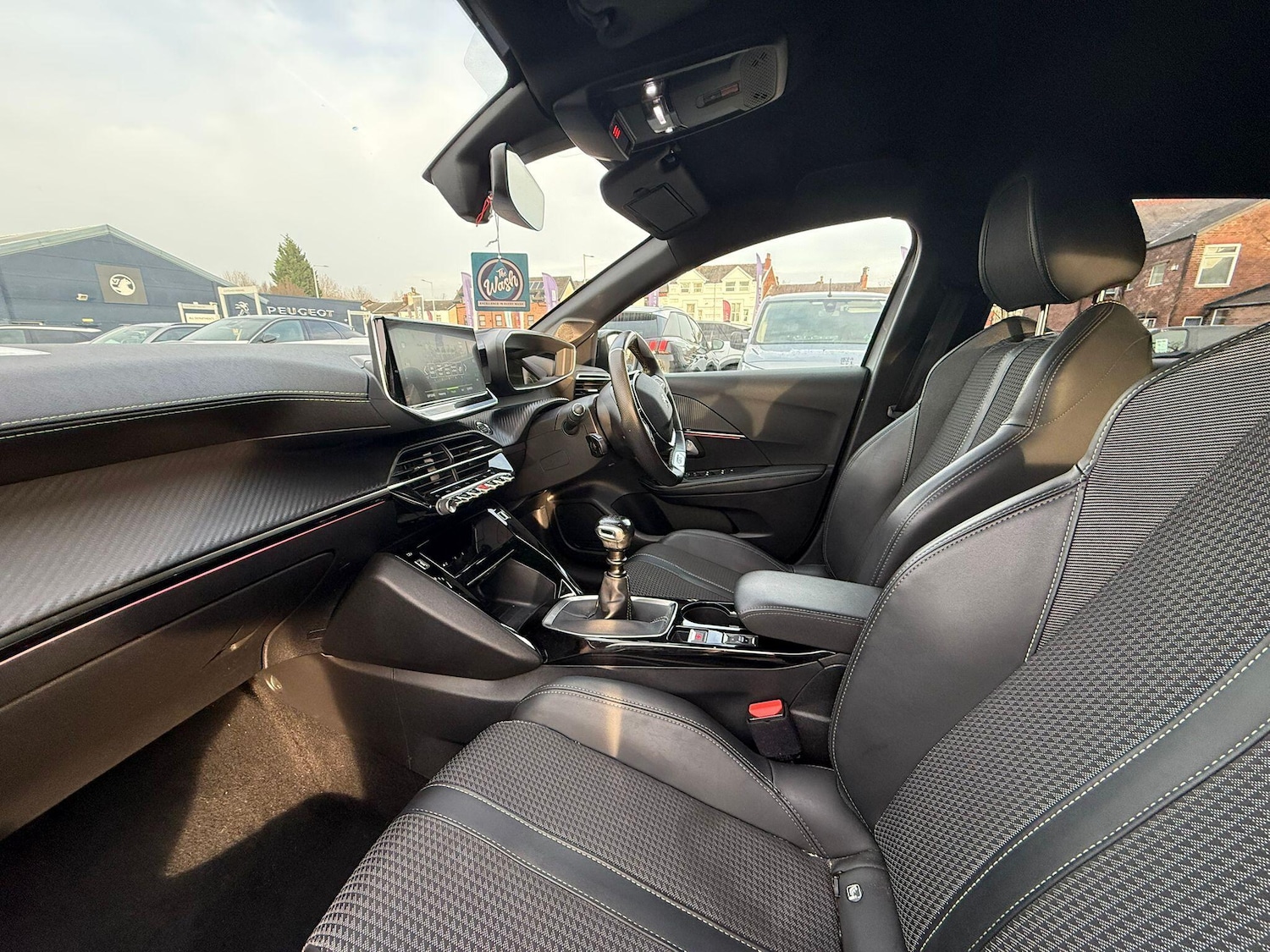 Used Peugeot 208 2021 for sale - 77030654: Photo 7