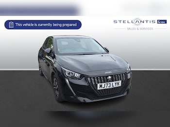 Peugeot - 208