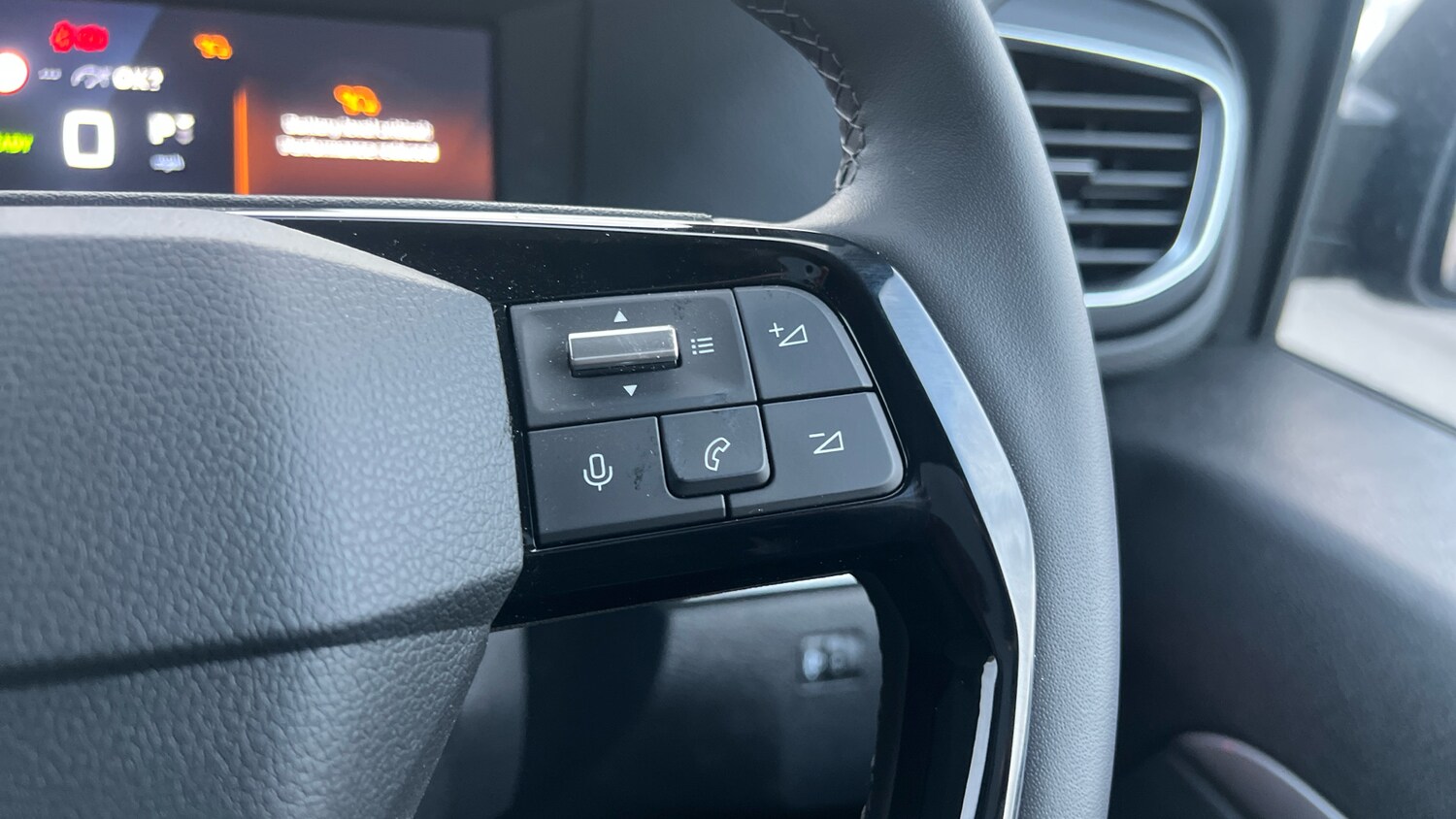 Used Peugeot Traveller 2025 for sale - 77684985: Photo 24