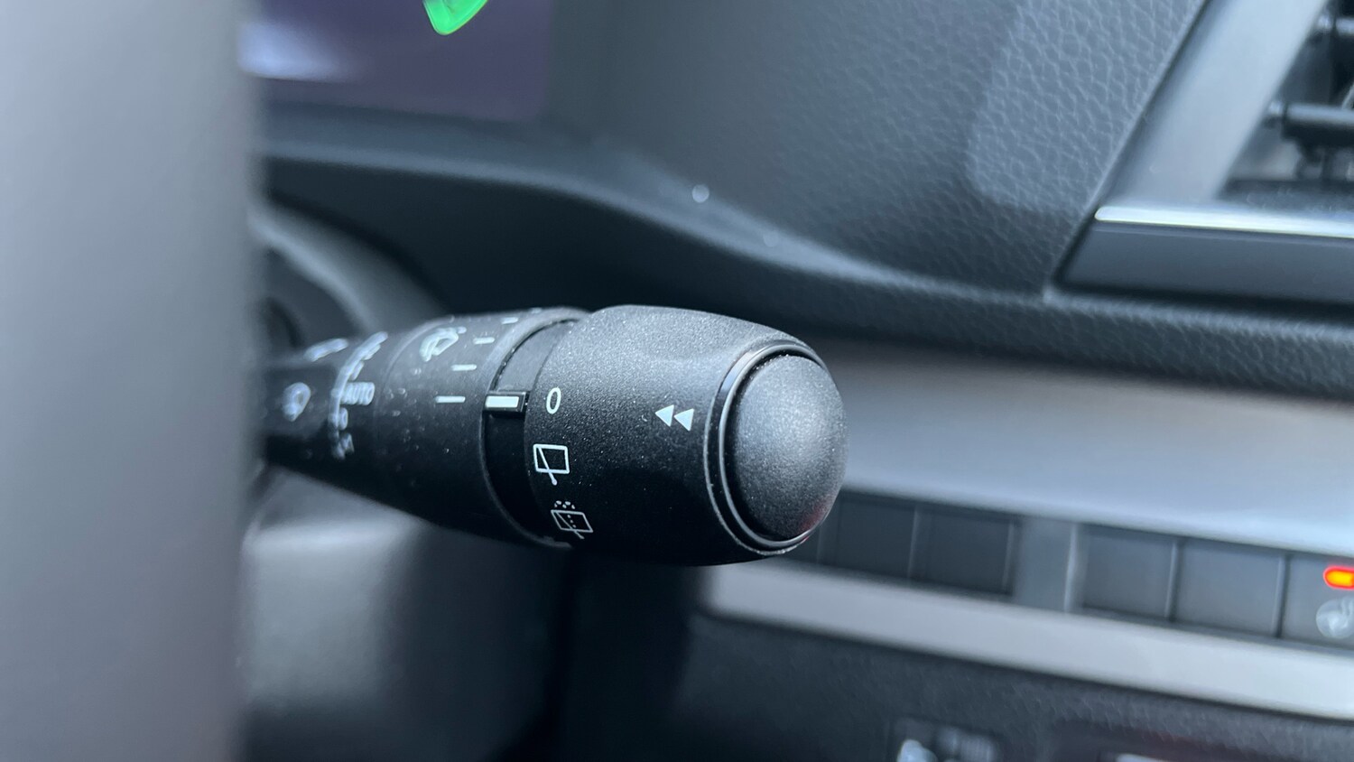 Used Peugeot Traveller 2025 for sale - 77684985: Photo 28