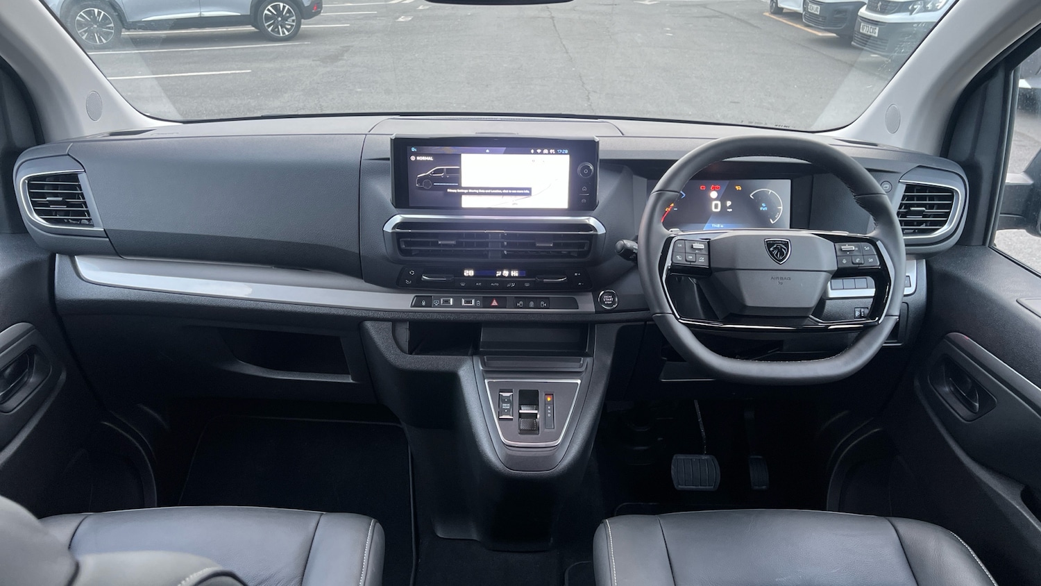 Used Peugeot Traveller 2025 for sale - 77684985: Photo 4