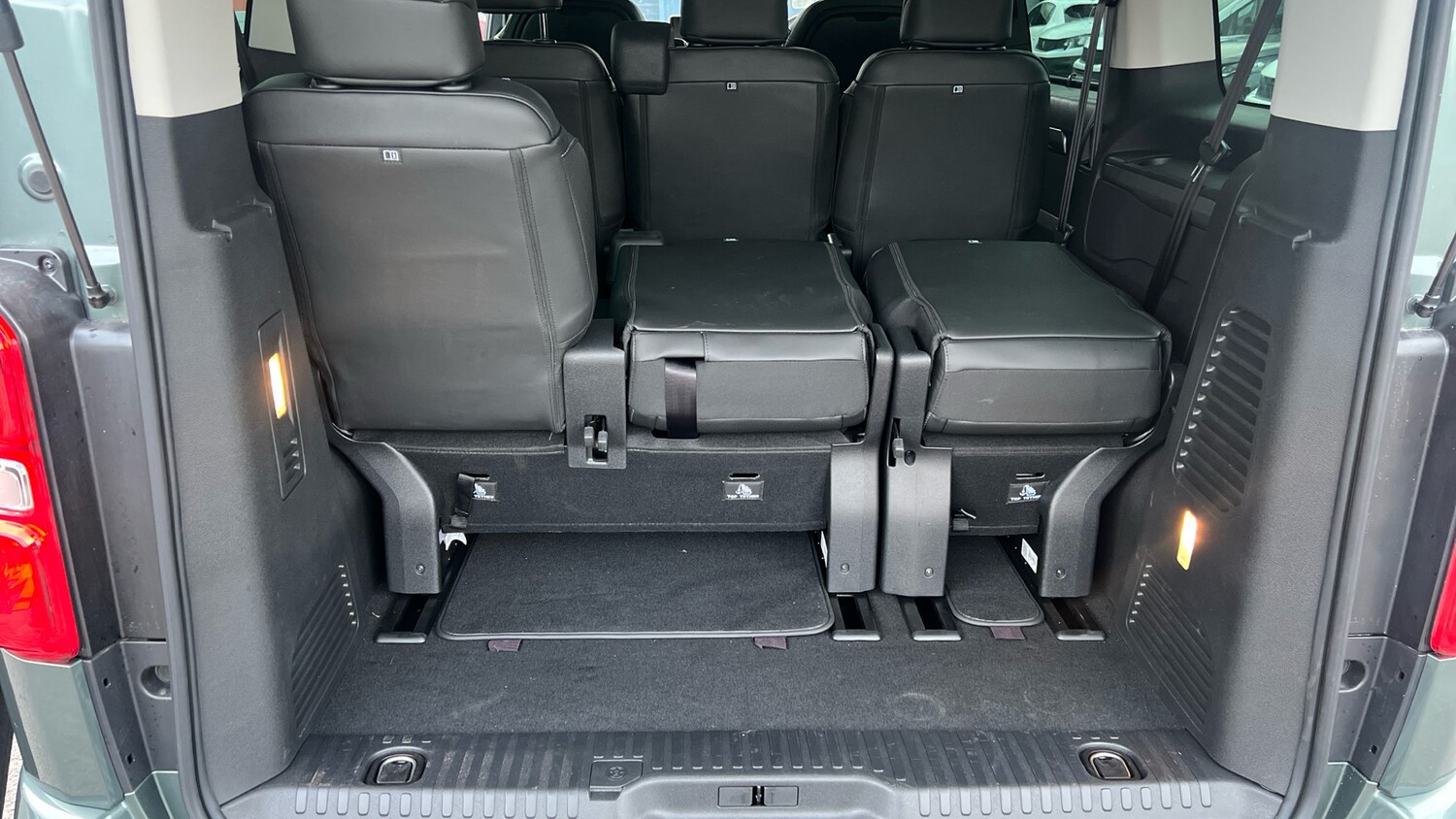 Used Peugeot Traveller 2025 for sale - 77684985: Photo 42