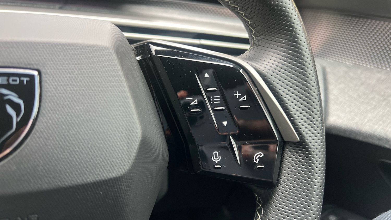 Used Peugeot 3008 2025 for sale - 77268739: Photo 24