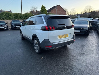 Used Peugeot 5008 2020 for sale - 76744065: Photo