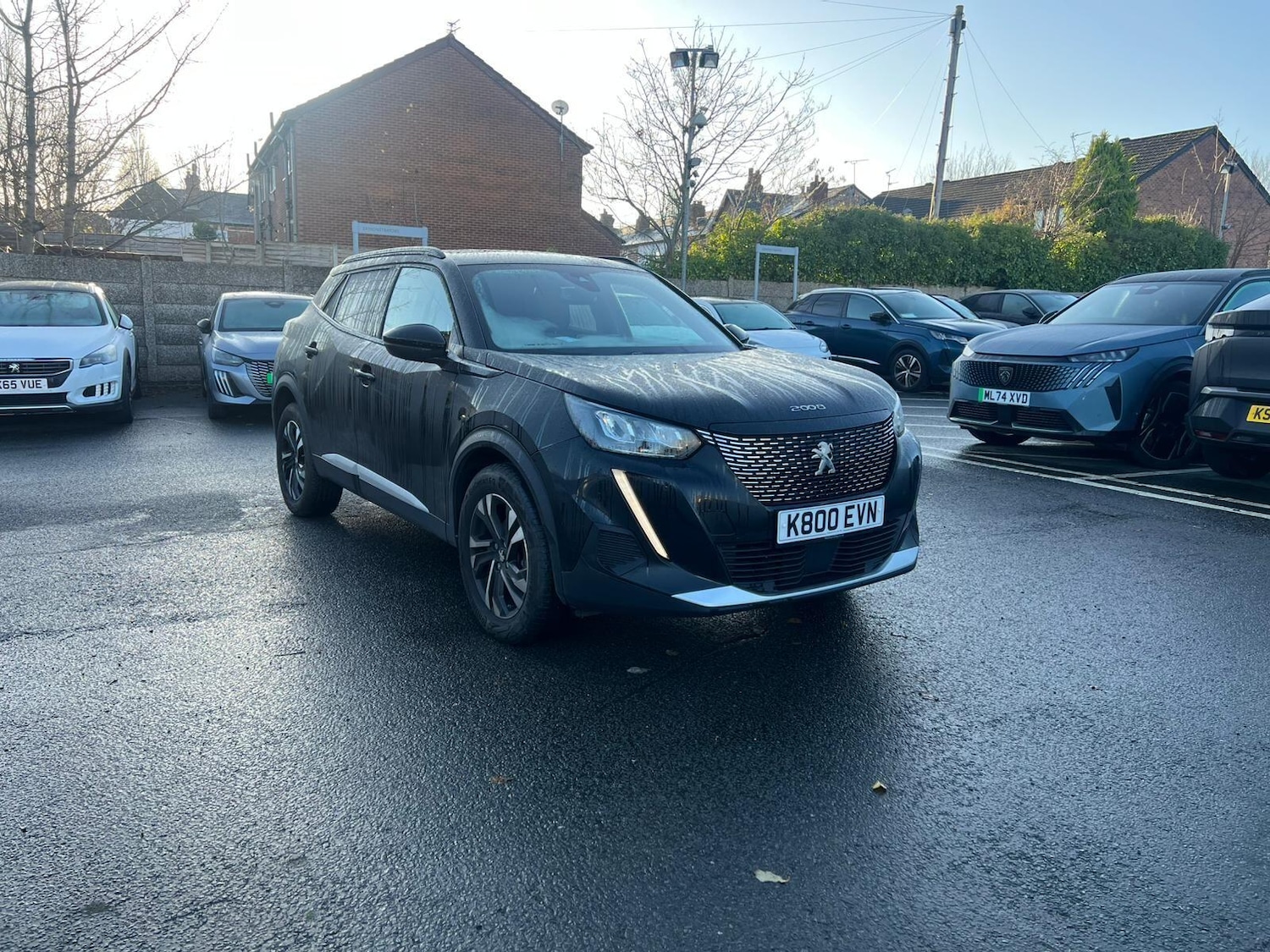 Used Peugeot 2008 2023 for sale - 76803242: Photo 2