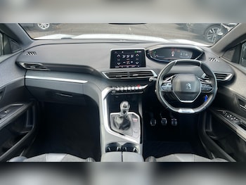 Used Peugeot 5008 2019 for sale - 75841055: Photo