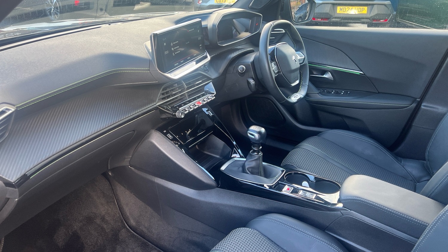 Used Peugeot 2008 2022 for sale - 76350371: Photo 12