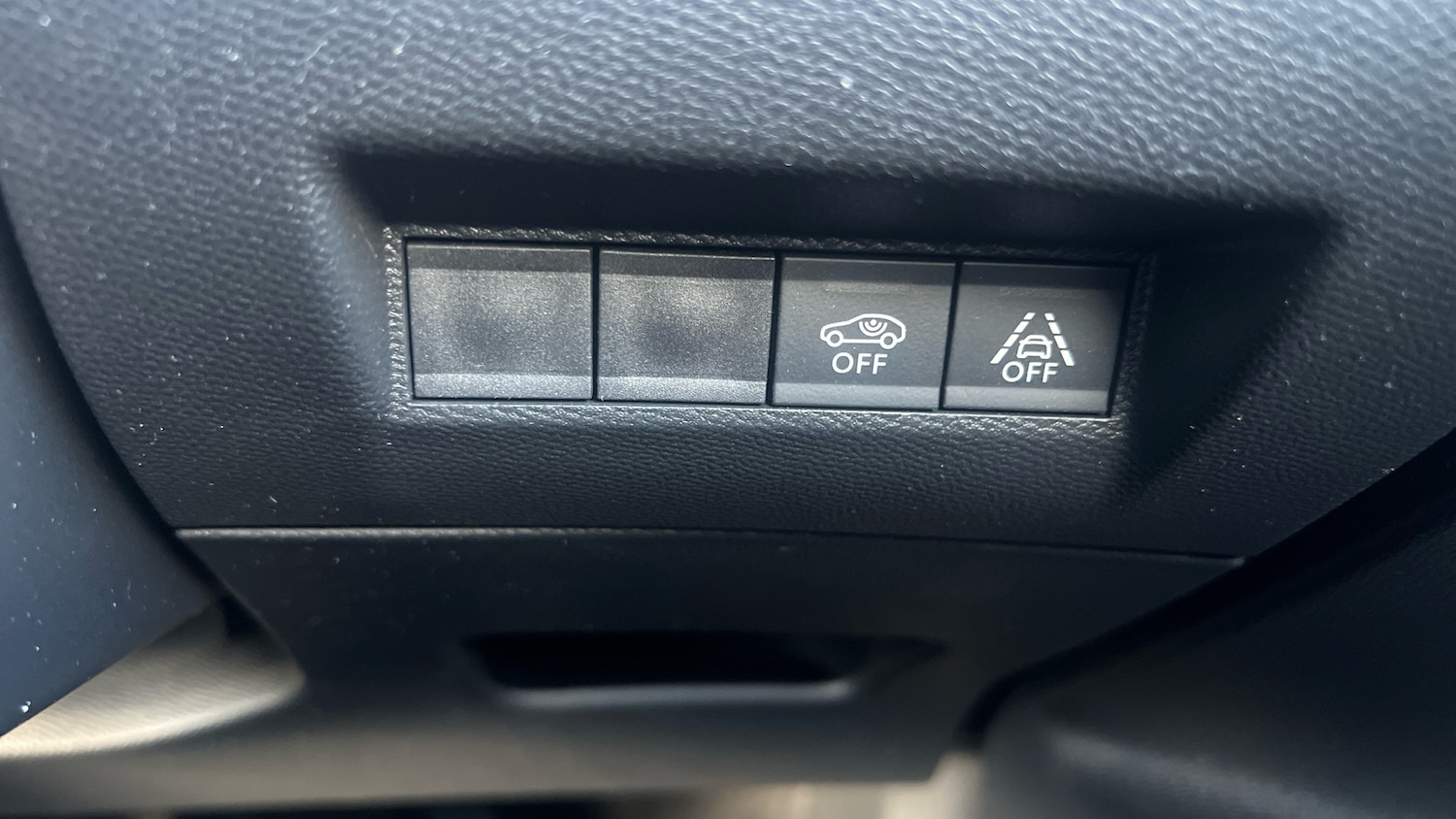 Used Peugeot 2008 2022 for sale - 76350371: Photo 33