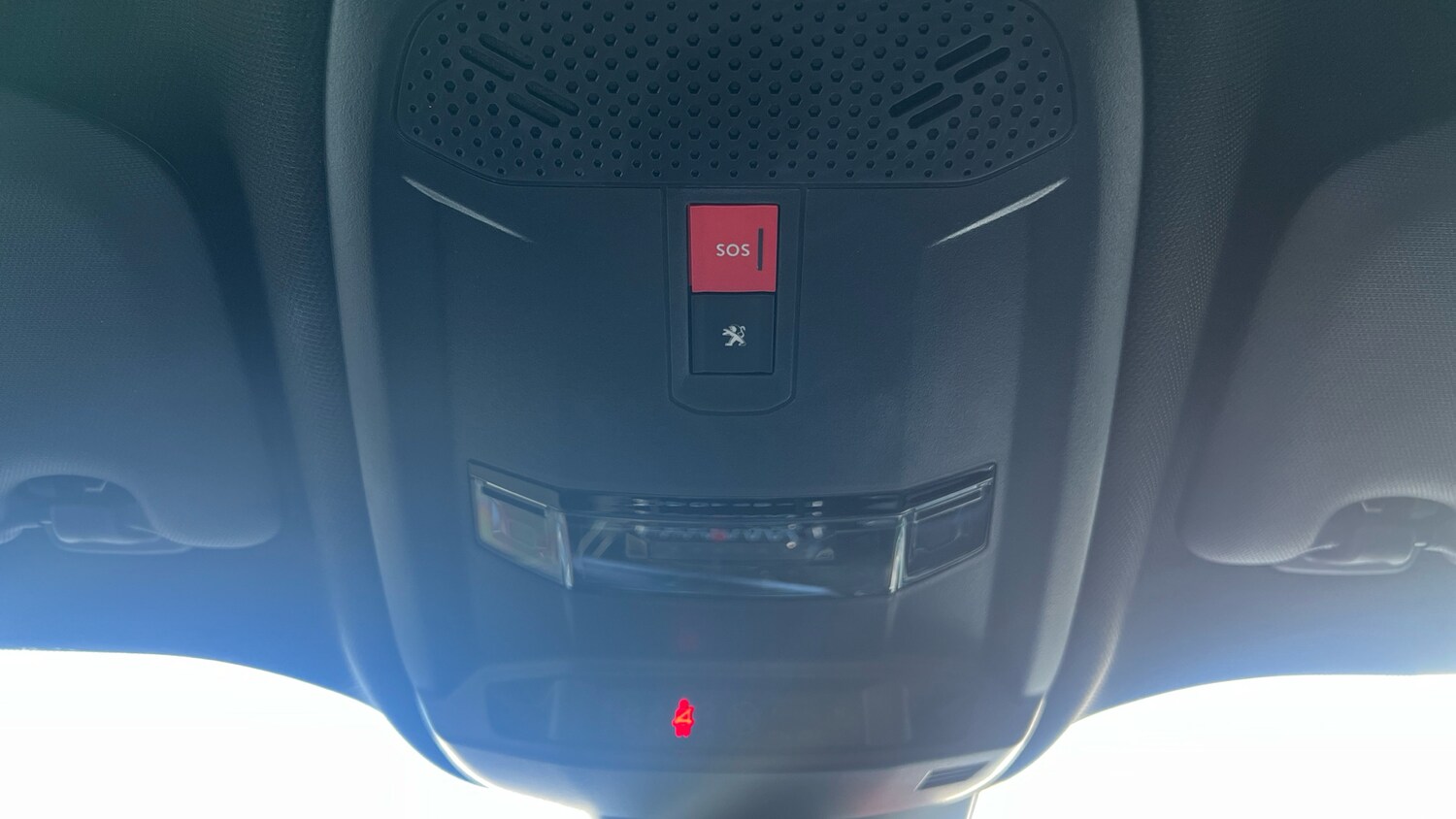 Used Peugeot 2008 2022 for sale - 76350371: Photo 37