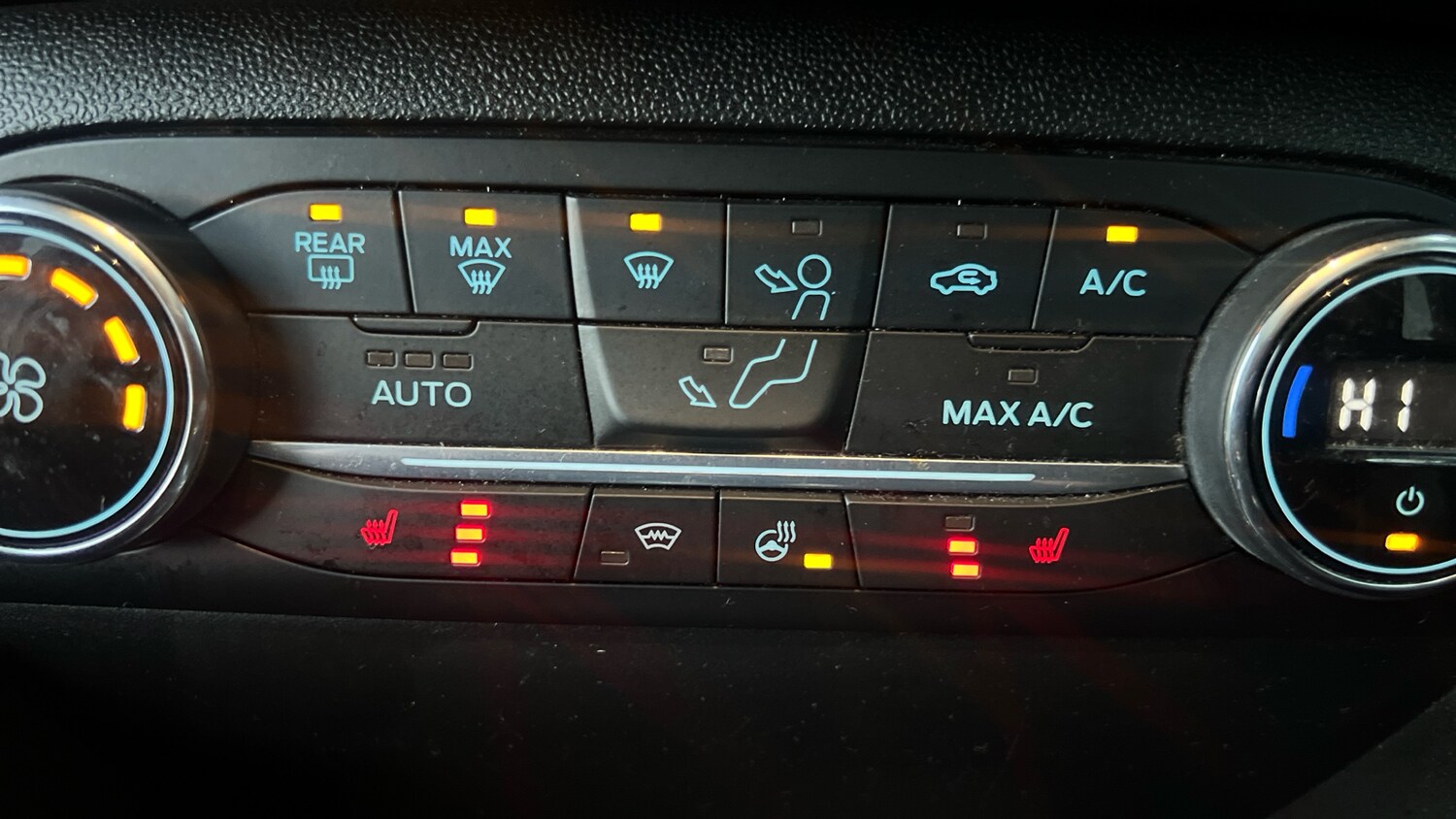 Used Ford Fiesta 2019 for sale - 76372197: Photo 43