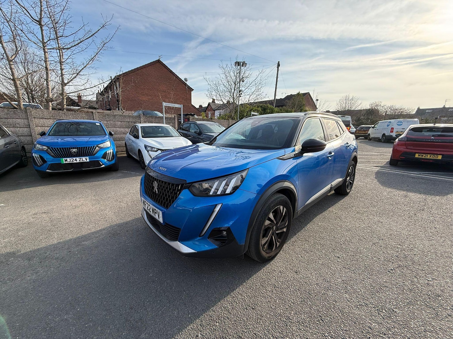 Used Peugeot 2008 2022 for sale - 77971204: Photo 2