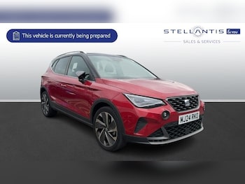 Used SEAT Arona 2024 for sale - 77785275: Photo