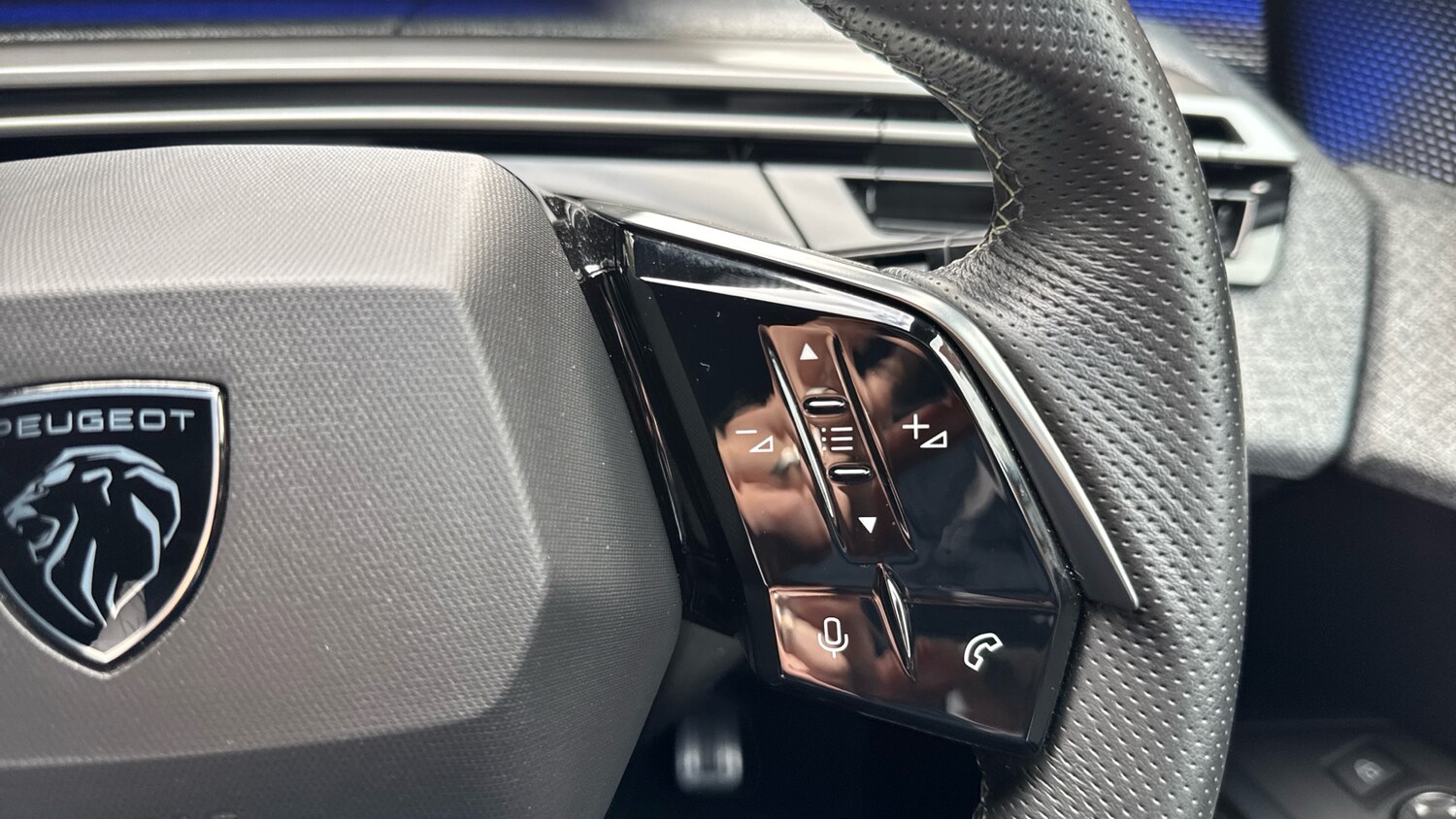 Used Peugeot 3008 2024 for sale - 75636217: Photo 24