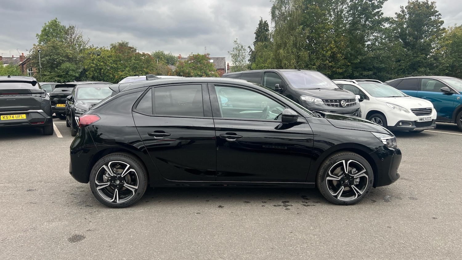 Used Vauxhall Corsa 2025 for sale - 76966122: Photo 2