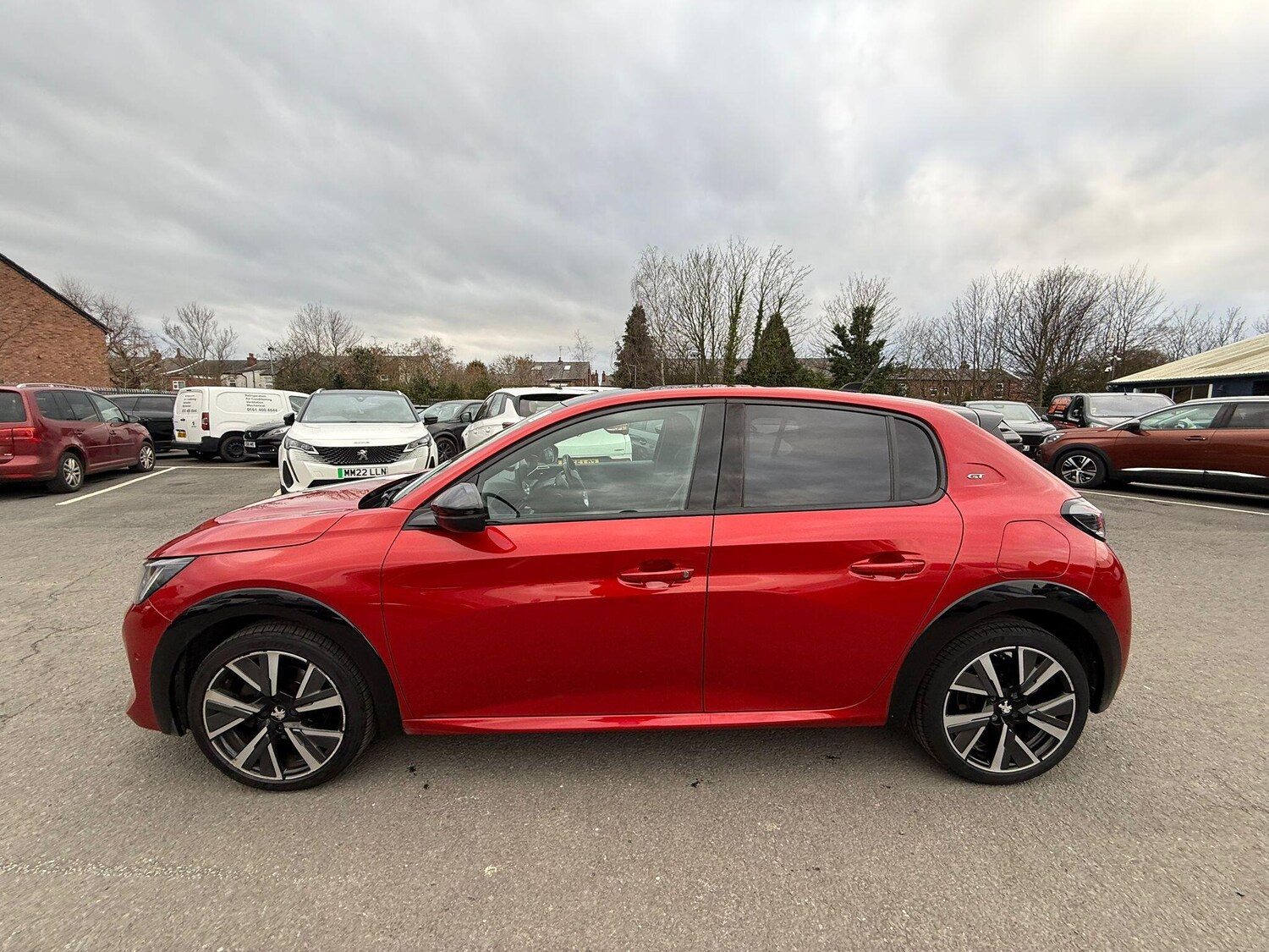 Used Peugeot 208 2022 for sale - 77684972: Photo 6