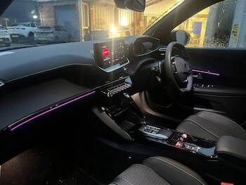 Used Peugeot 2008 2025 for sale - 76474365: Photo