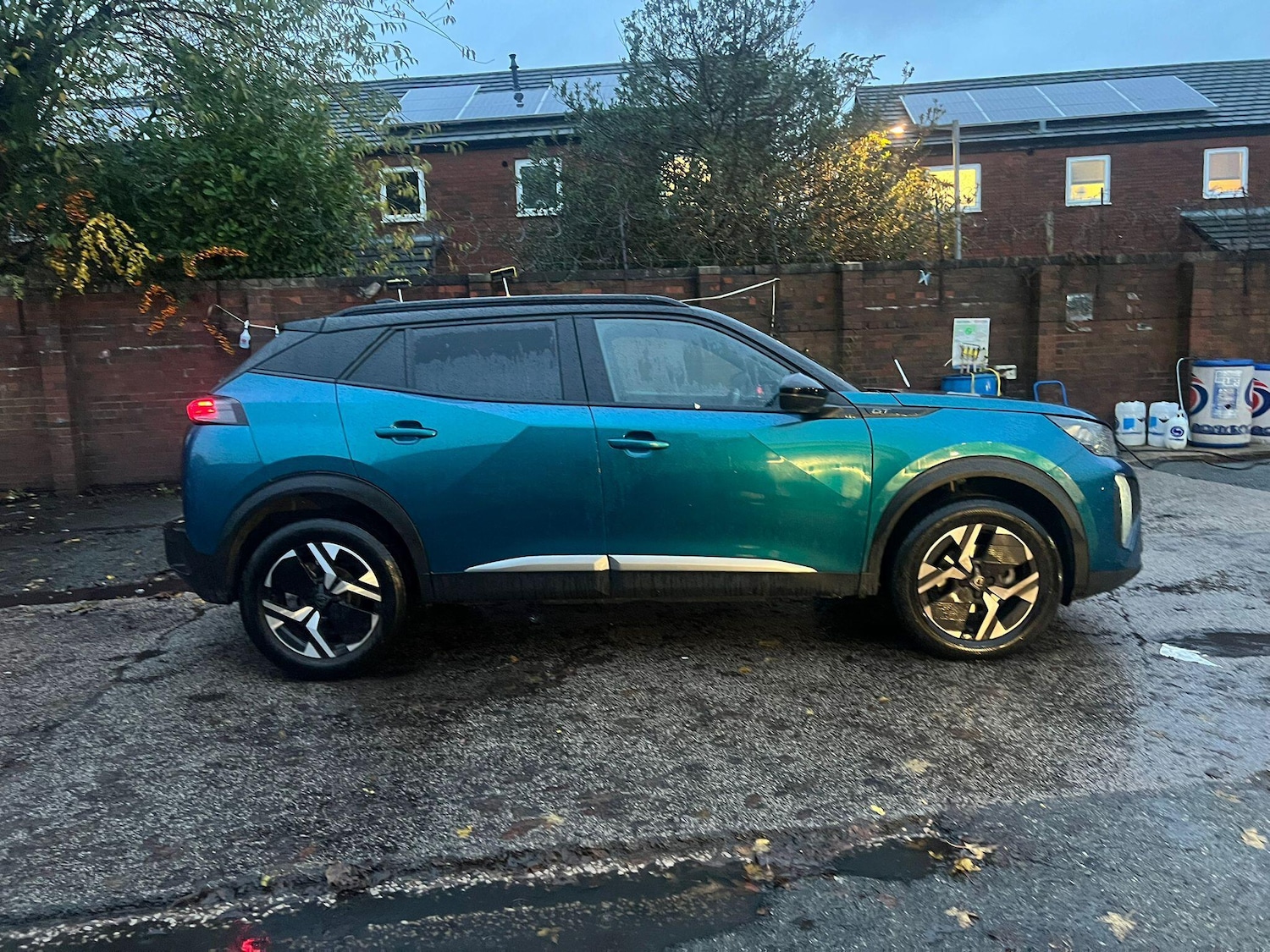 Used Peugeot 2008 2025 for sale - 76474365: Photo 5