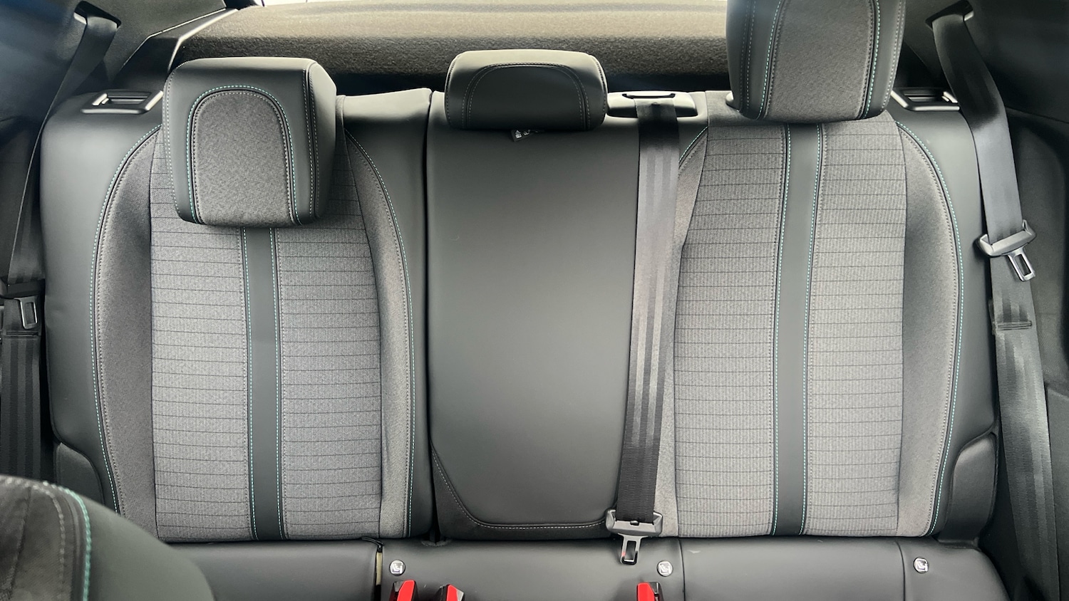 Used Peugeot 2008 2022 for sale - 76574250: Photo 25