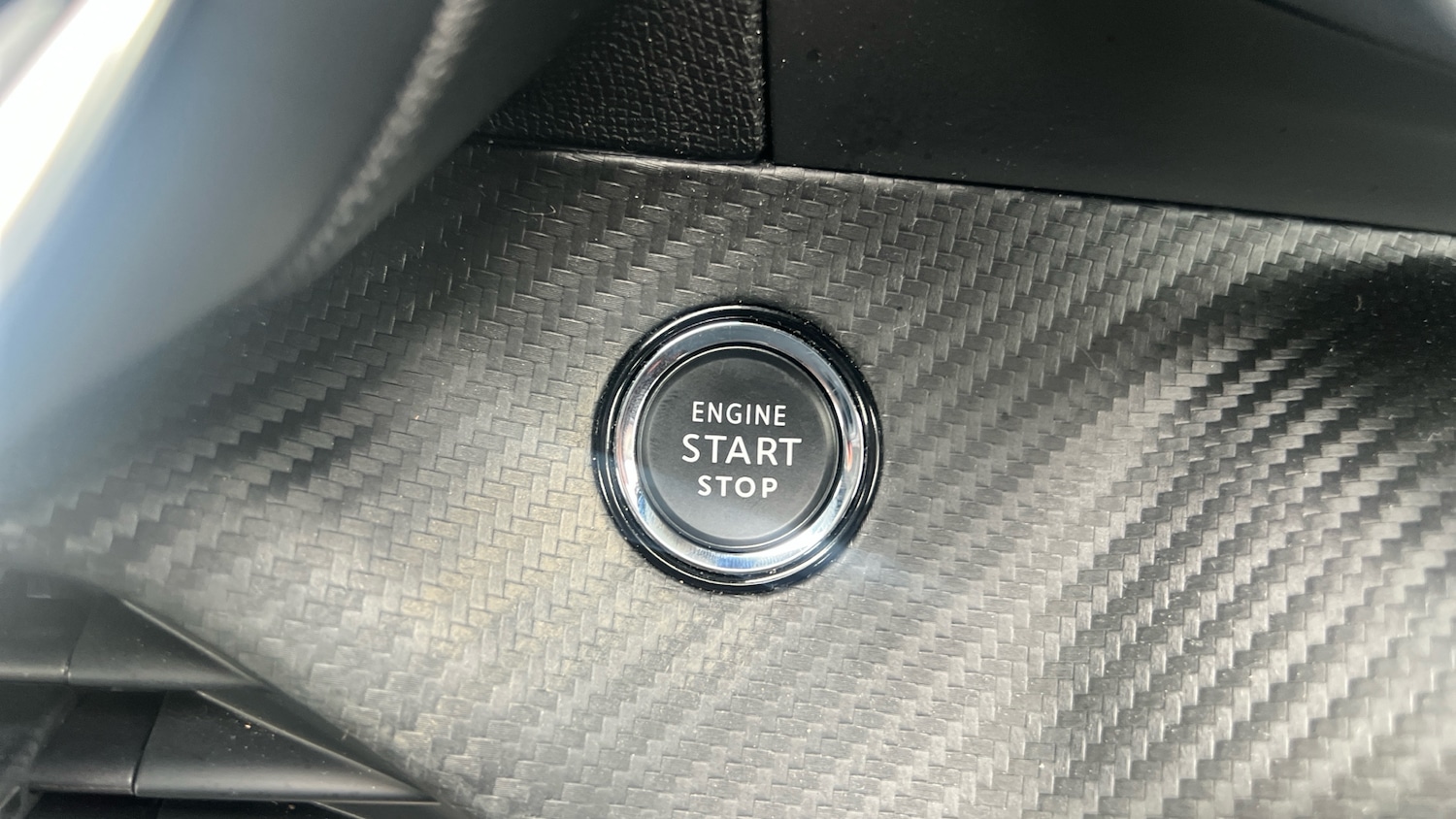 Used Peugeot 2008 2022 for sale - 76574250: Photo 37