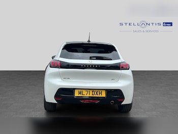 Used Peugeot 208 2021 for sale - 79063231: Photo