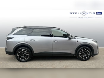 Used Peugeot 5008 2025 for sale - 76180057: Photo