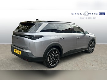 Used Peugeot 5008 2025 for sale - 76180057: Photo