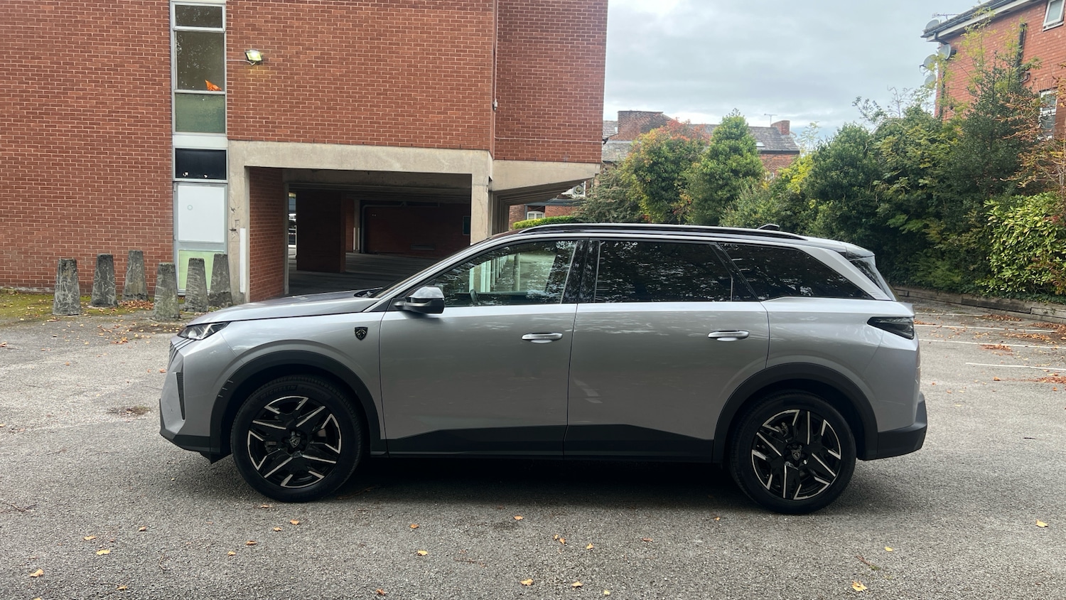 Used Peugeot 5008 2025 for sale - 76180057: Photo 6