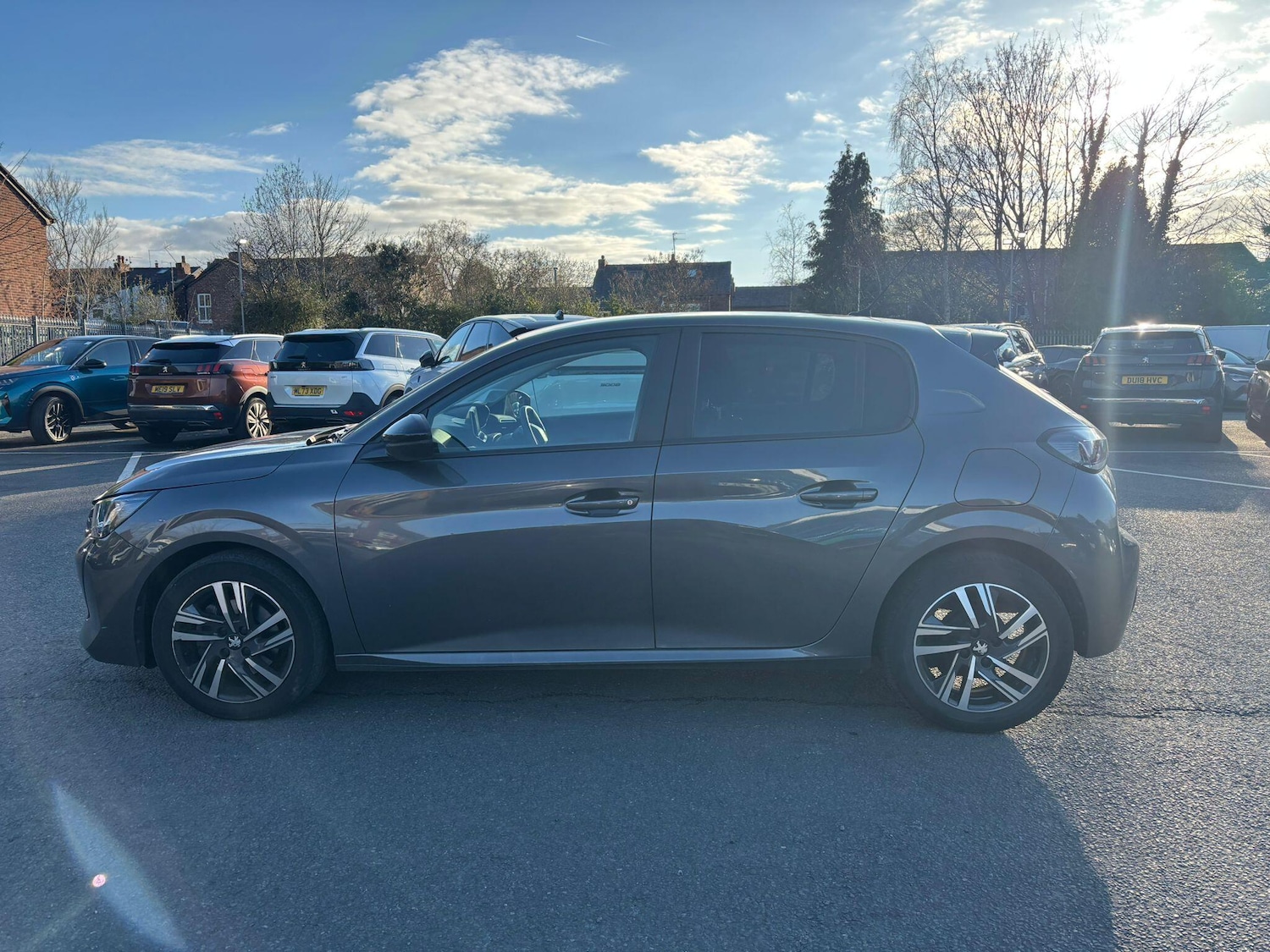 Used Peugeot 208 2023 for sale - 78102252: Photo 4