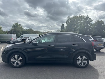Used Kia Niro 2018 for sale - 78912017: Photo