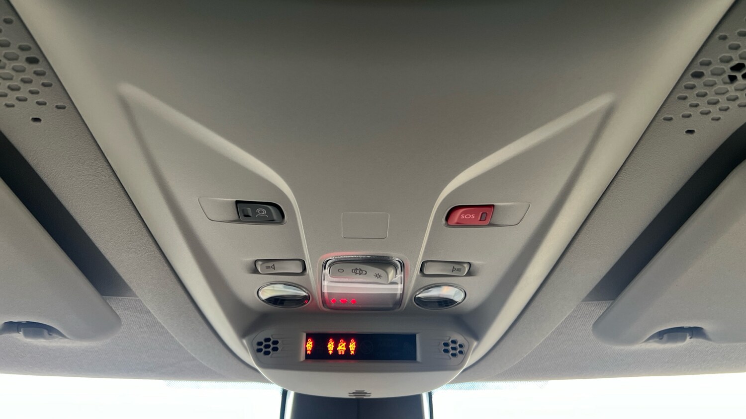 Used Vauxhall Combo Life Electric 2024 for sale - 76389578: Photo 36